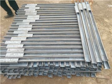 C型柱護欄03 C型柱護欄03